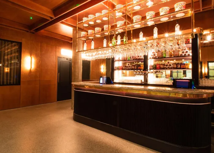 Hotel near College: The Devlin Dublin