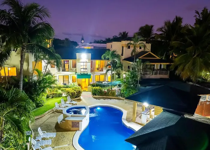 Hotels Close to Airport D'Piero