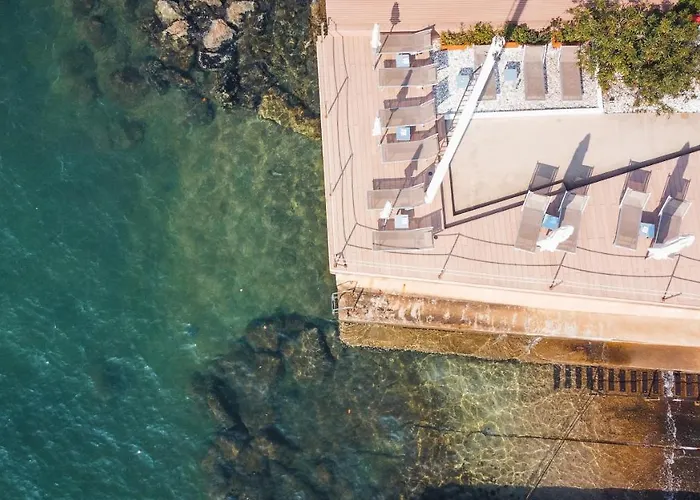 Resort: Tre Merli Beach Hotel