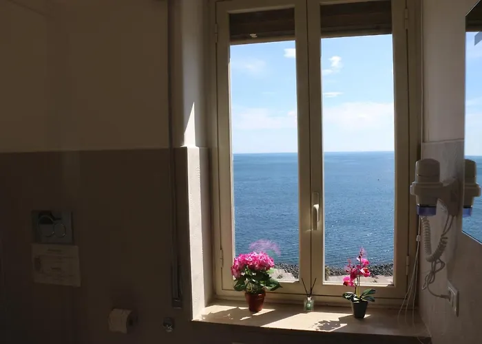 Seascape Rooms