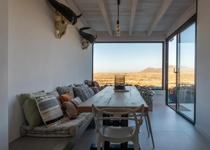 Calderon Hondo. Top Design, Views And Pool Lajares-Corralejo