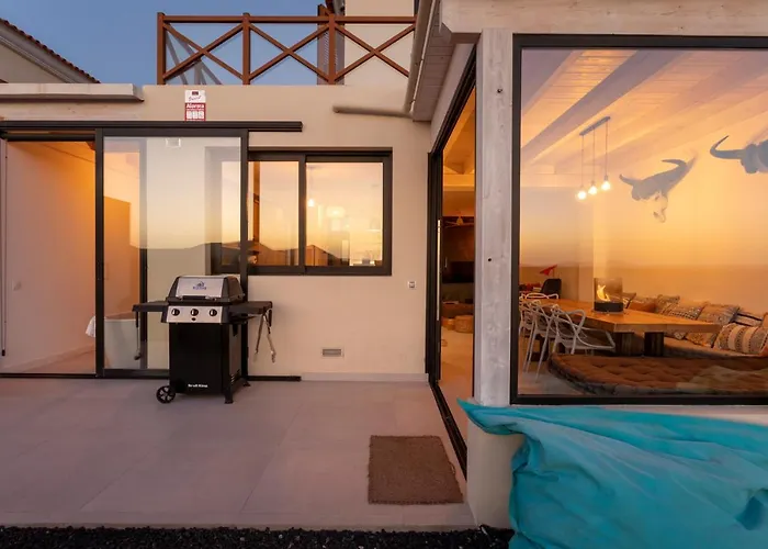 Calderon Hondo. Top Design, Views And Pool Lajares-Corralejo