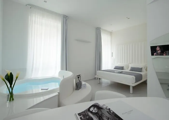 Gatto Bianco Mia Aparthotel