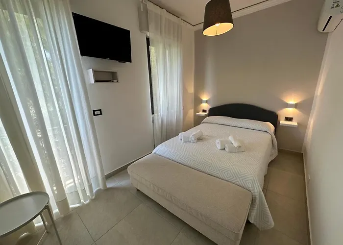 Mira Taormina Rooms