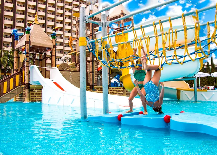 Resort: Hotel Rosamar