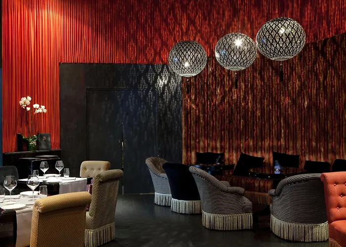 Resort: Baglioni Hotel Regina - The Leading Hotels Of The World