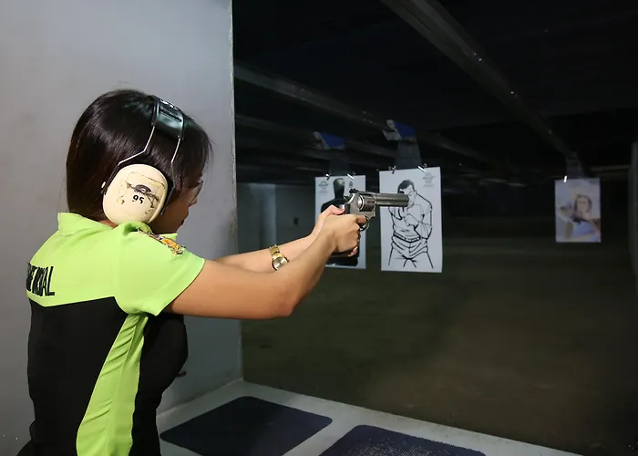 Crown Regency Hotel & Towers