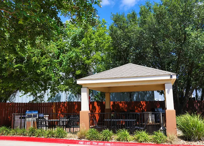 Airport Hotel: Sonesta Simply Suites Austin South