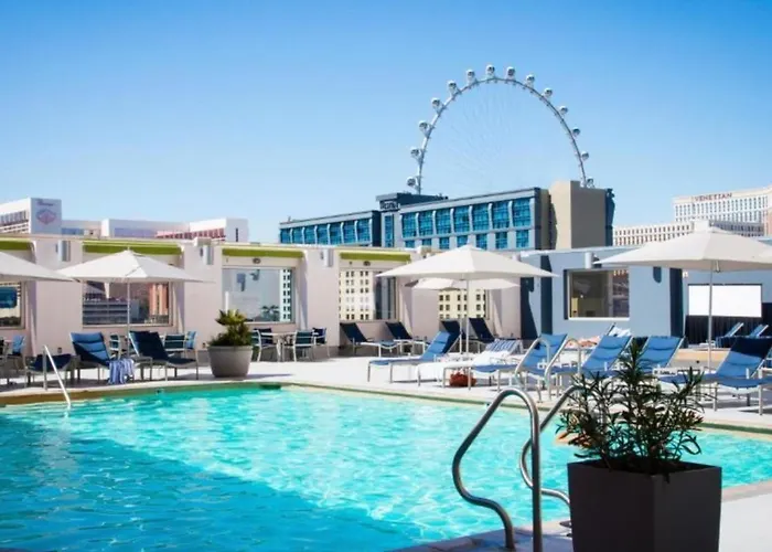 Condo At Platinum Strip View