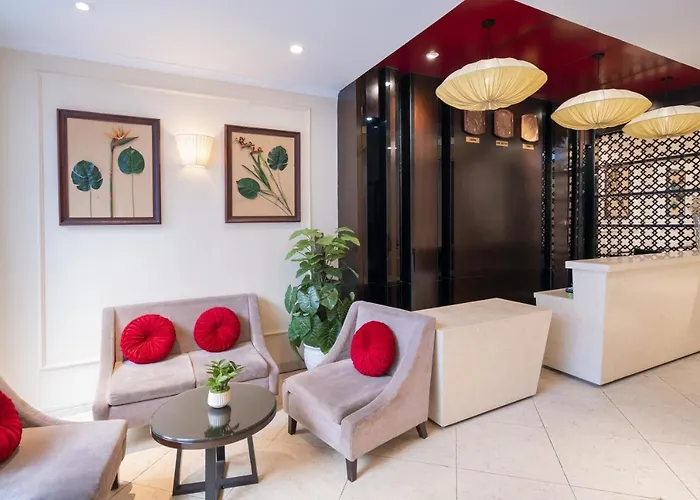 Hanoi Center Silk Charming Hotel & Travel