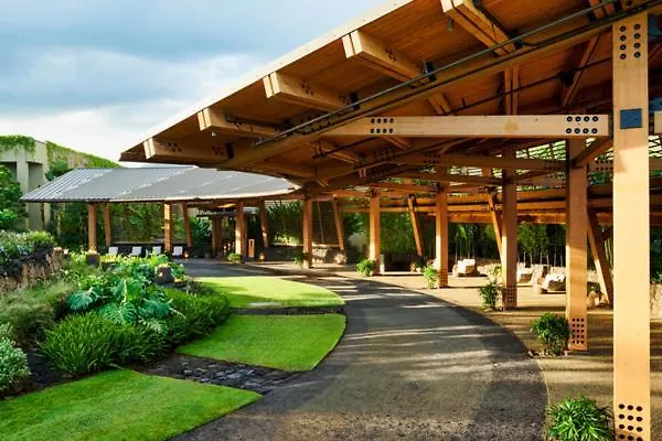 Dog friendly hotels 1 Hanalei Bay