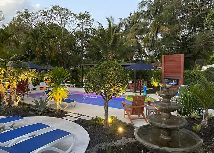 The Agustin Guesthouse - Men Only Clothing Optional