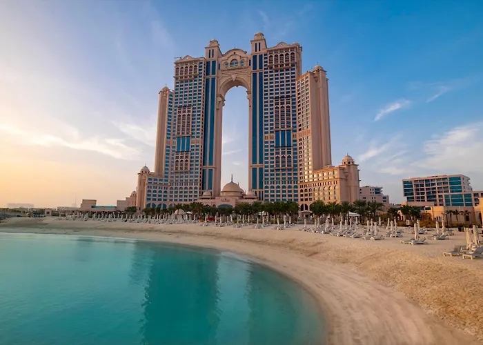 Hotel near College: Fairmont Marina Abu Dhabi