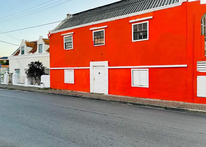 Nouvelle Orange Willemstad