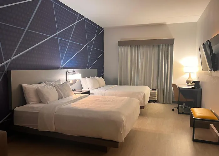 Comfort Suites Louisville Airport