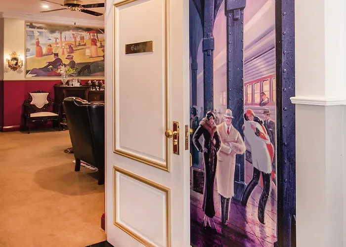 Сity center hotels Josephines Luxury Accommodation