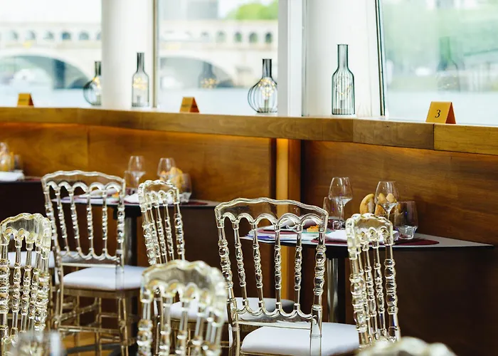 Vip Paris Yacht & Spa