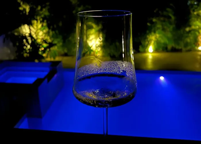 Hotel com piscina: Pousada Fasani