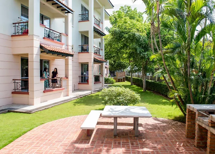All Vacation Rentals Diamond Westlake Suites