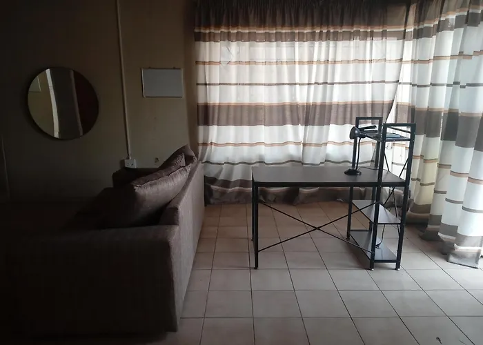 Quintax Guest House