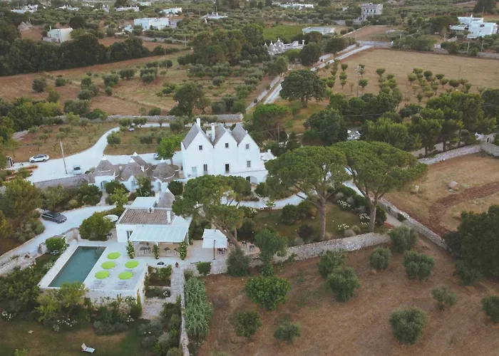 Hotel con piscina: Masseria Grofoleo