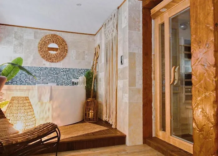 Vip Paris Yacht & Spa