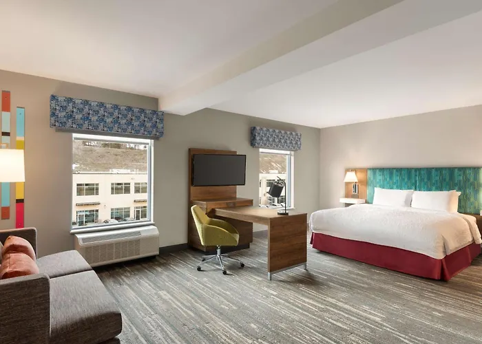 Hampton Inn & Suites , British Columbia, Canada