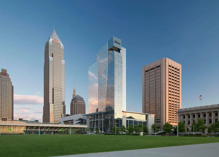 Romantic hotels Hilton Cleveland Downtown