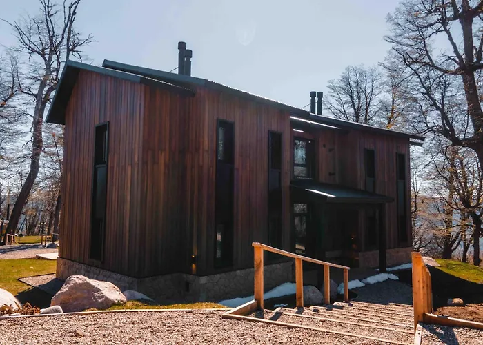 El Refugio Ski & Summer Lodge