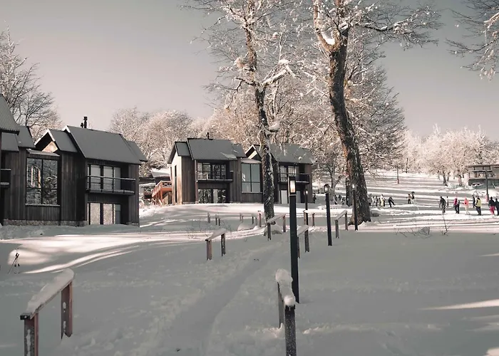 El Refugio Ski & Summer Lodge