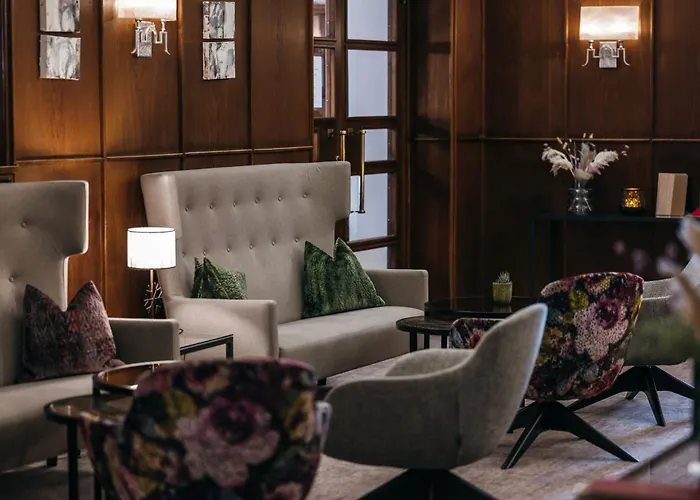 Family Hotel: Hotel Post