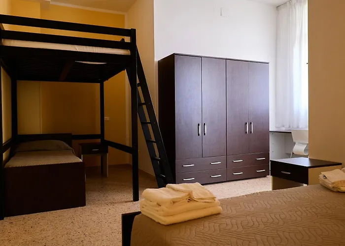 Solee, Family Holidays & Hostelling