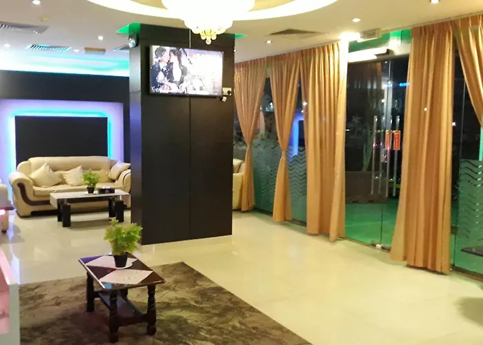 Savoy Grand Hotel Apartments