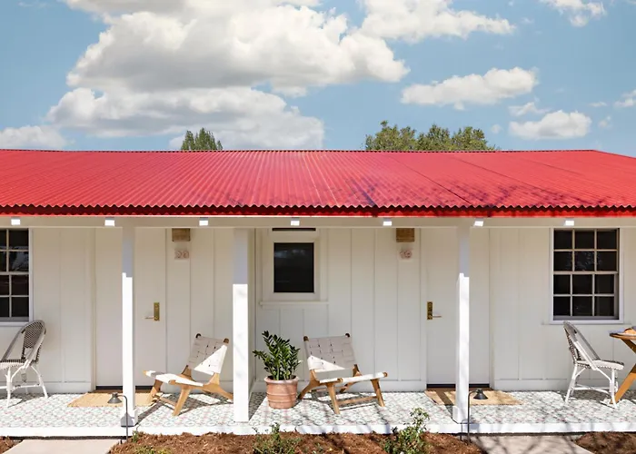 Farmhouse Paso