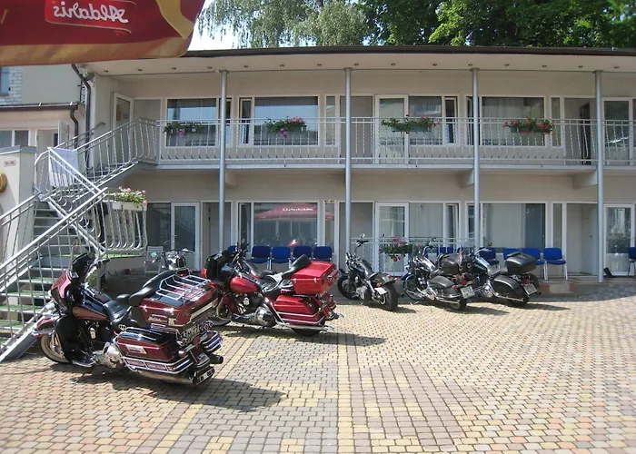 Nb With Free Parking