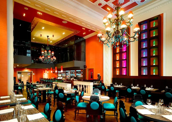 Luxury hotel only: Buddha-Bar Hotel Prague
