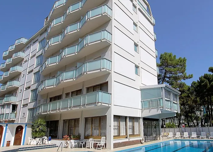 Hotel Sahara