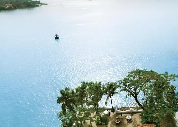 Boutique hotel only: Taj Malabar Resort & Spa, Cochin.