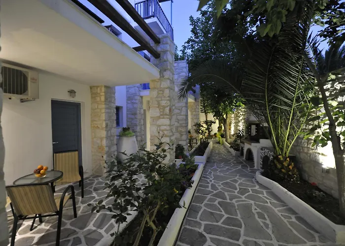 Alexandros Apartments