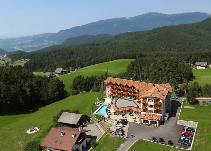 Hotel Chalet Tianes - Alpine Relax