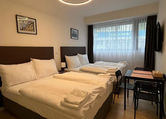 Post 120 Suites