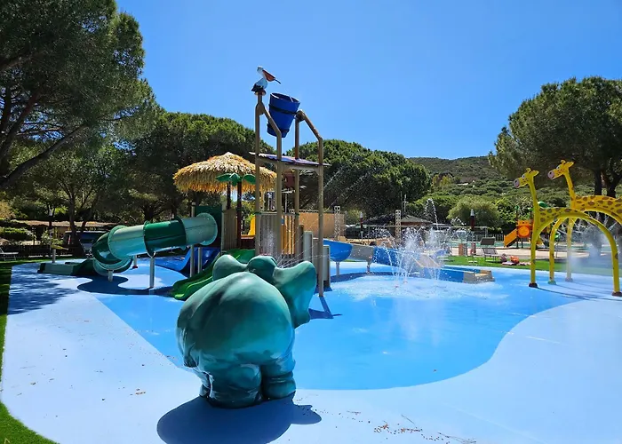 Camping Lacona Pineta