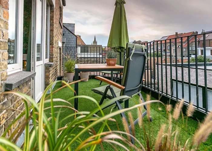 The Newport Lodge Included 3H Private Indoor Welnes & Use E-Bikes