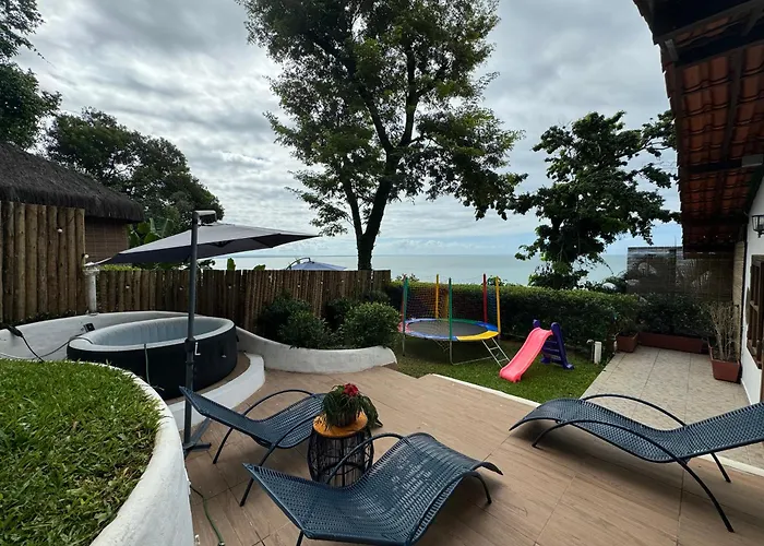 Altavista residence