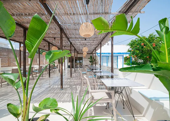 Atma Beach Rooms&Suites