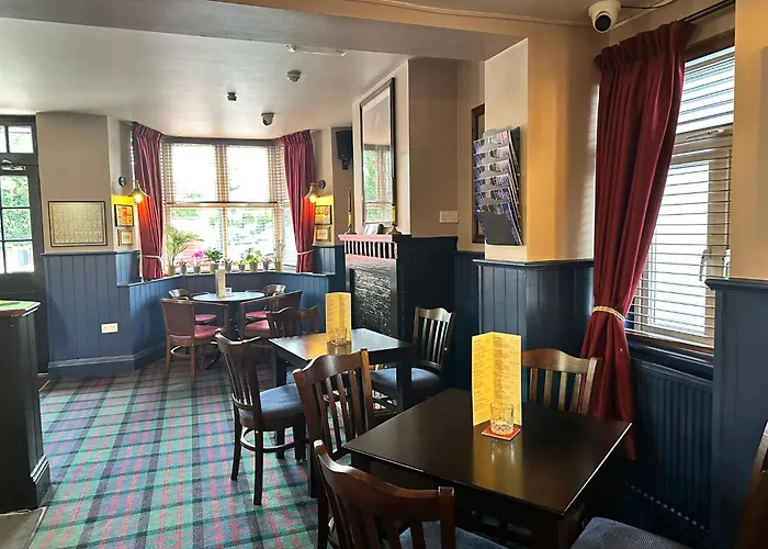 Prince Albert Pub & With Onsite Free Parking 2 Minutes From Legoland