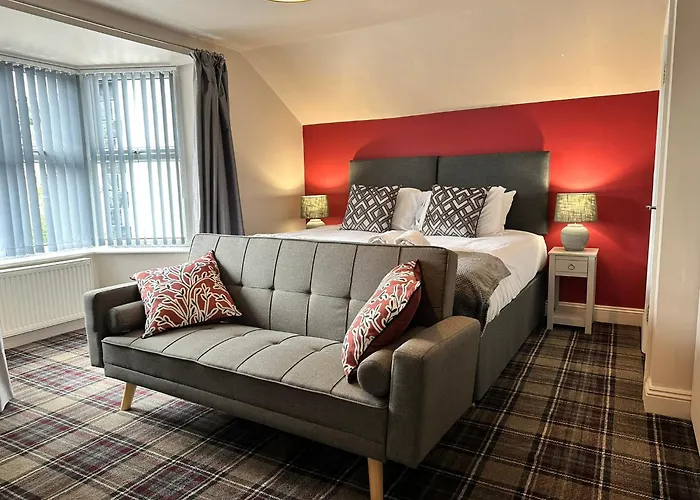 Prince Albert Pub & With Onsite Free Parking 2 Minutes From Legoland