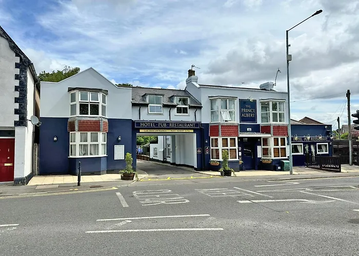 Prince Albert Pub & With Onsite Free Parking 2 Minutes From Legoland