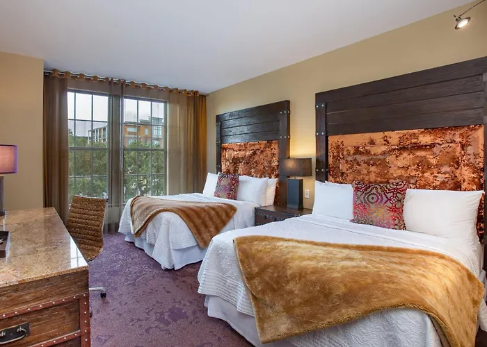 Bohemian Savannah Riverfront, Autograph Collection