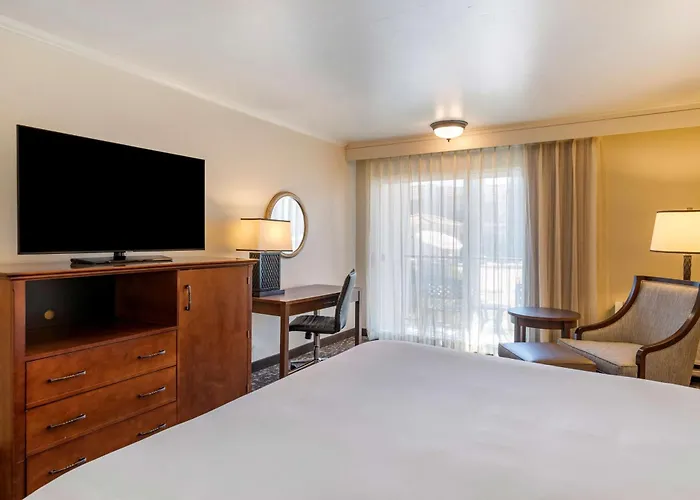 Best Western Plus Royal Oak